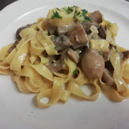 호텔 Ristorante Leon D'oro 2*